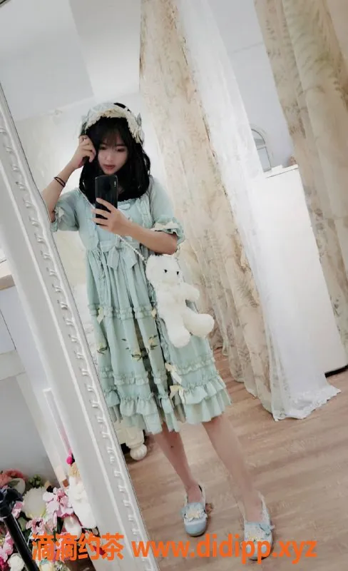 杭州楼凤资源信息,拱墅区萝莉北柠大胸兼职，快来享受舌吻与69服务！