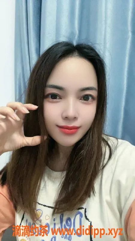 广州楼凤-海珠心怡，人妻风情，超值体验500元