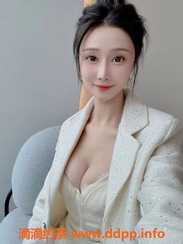 杭州楼凤-阿慈97年苏州蜜桃臀 167cm 45kg 32D