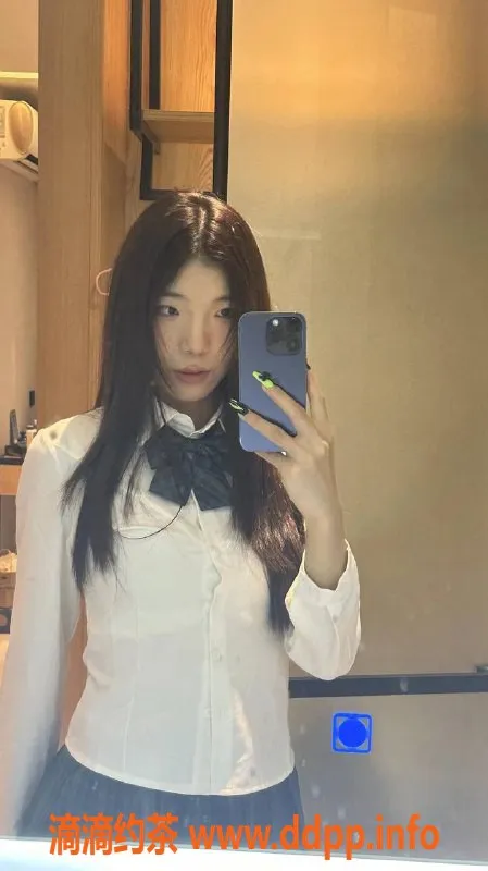 广州楼凤资源信息,天河伊伊，视频验证，700元体验