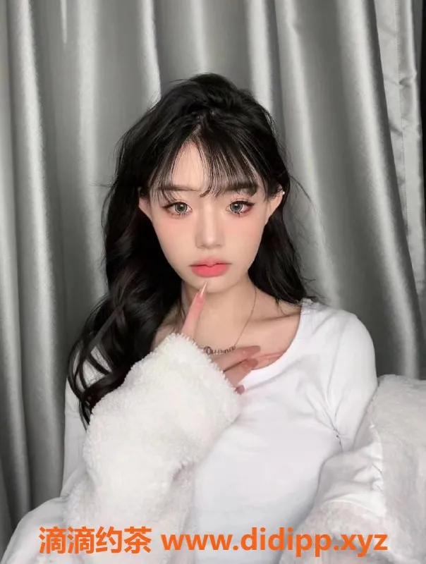 广州楼凤-天河嫩妹南忆，900元超值预约！