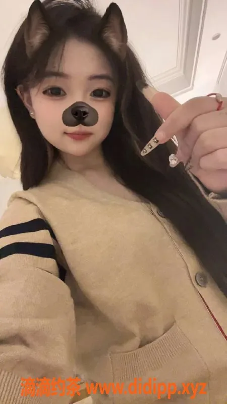 广州楼凤-天河十月嫩妹，700元舌吻服务！