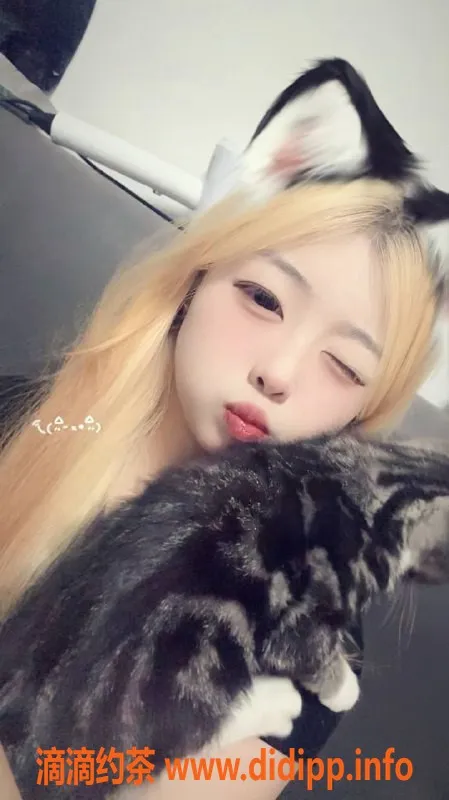 广州楼凤-白云嫩妹小茵茵，700元服务等你来体验