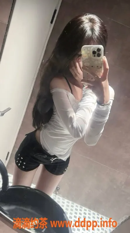 深圳楼凤-深圳龙华小希，19岁嫩妹，1000元起