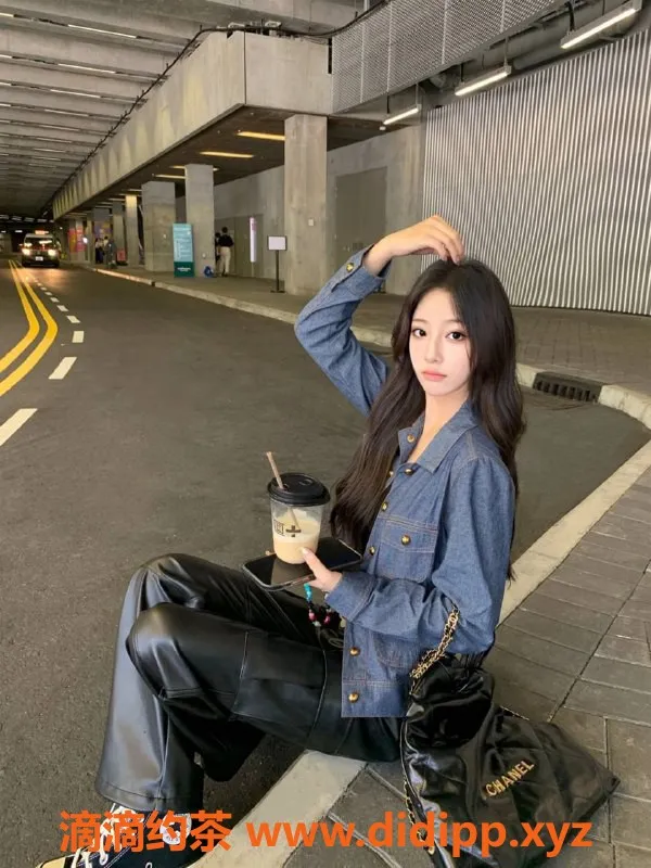 杭州上门服务-拱墅万达绘梨衣，165cm嫩妹，1500起包夜