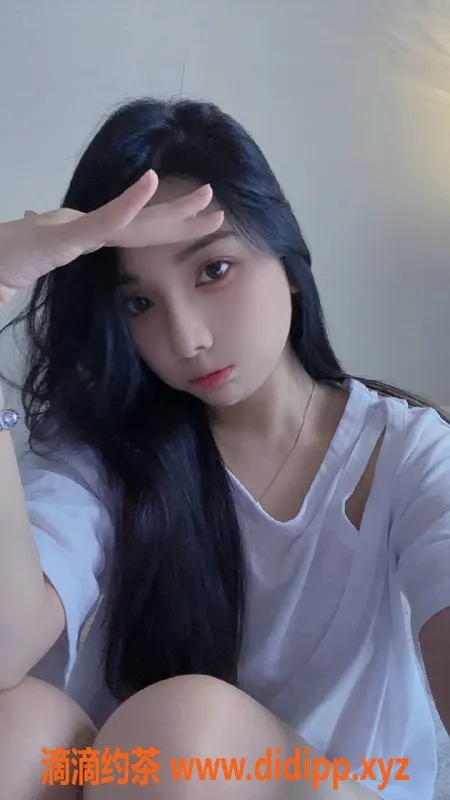 深圳楼凤-罗湖yoyo，158cm B罩杯，1000P起