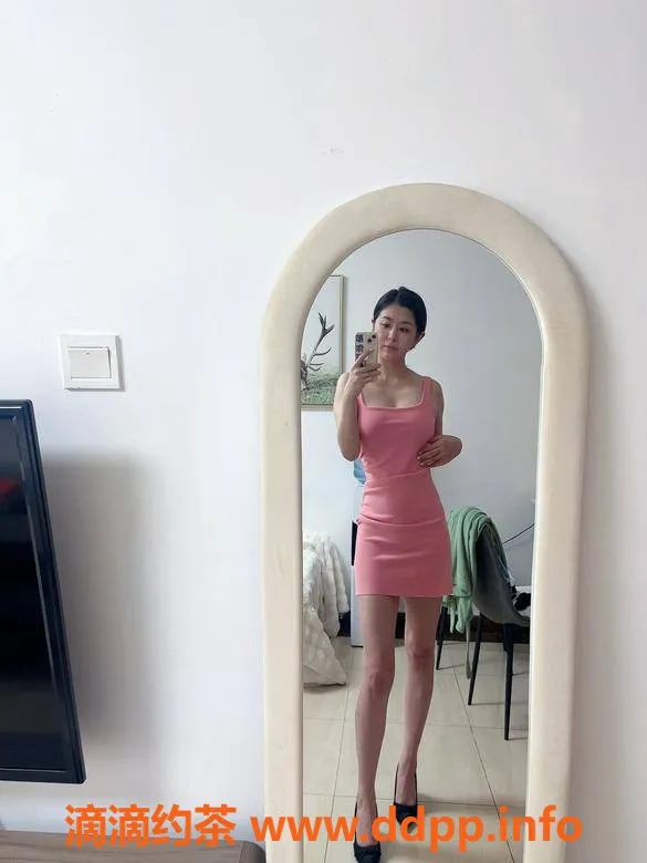 广州楼凤-天河御姐娜扎，700元私密服务，尽享美好时光