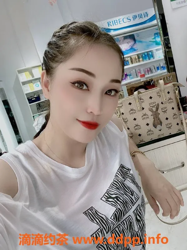 杭州上门服务-滨江区小乔，27岁，163cm，乳交、车震，1200起