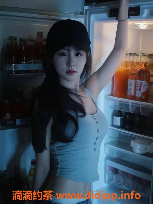 广州楼凤-天河嫩妹芸芸，视频验证，700元体验