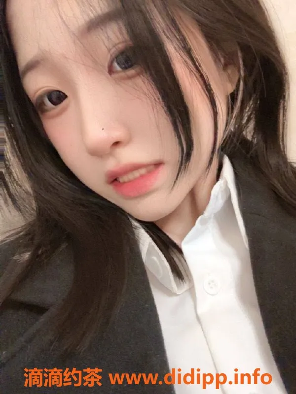 杭州楼凤-拱墅区嫩妹左左，166高46重，服务全包