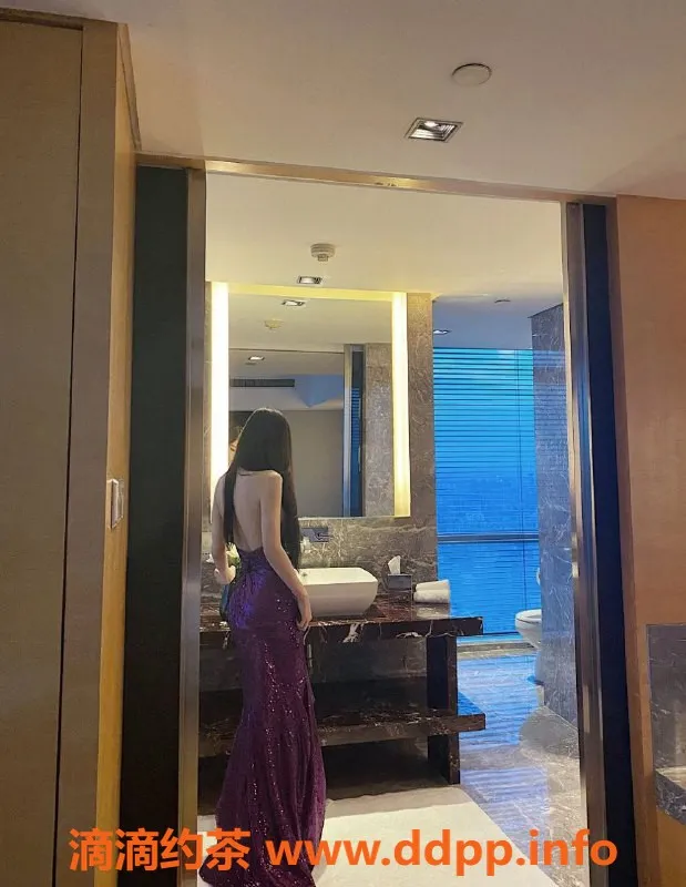 杭州楼凤-南京小网红范若若，168cm、45kg，激情服务待你体验