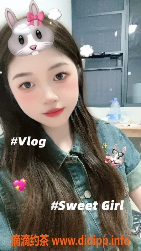 杭州外围-上城区清纯可爱小曼曼，160身高，1200起