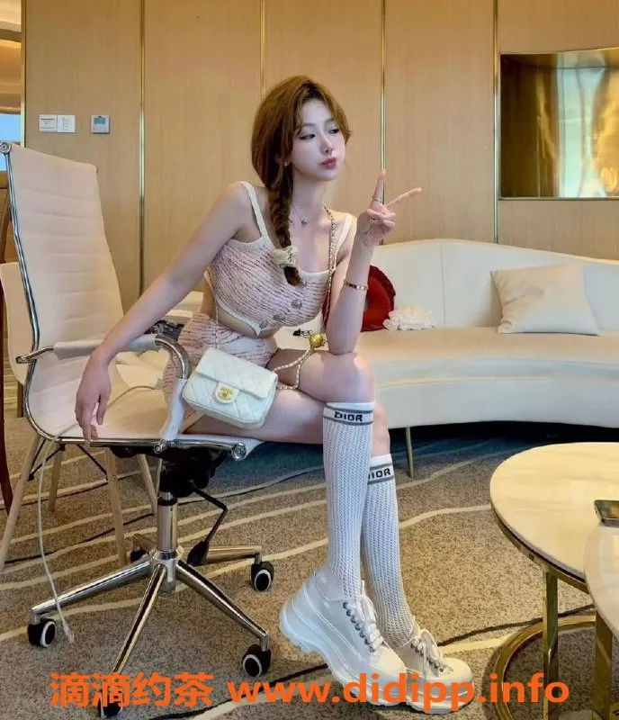 上海楼凤-普陀谢欣雨，165高C+胸，1800元起