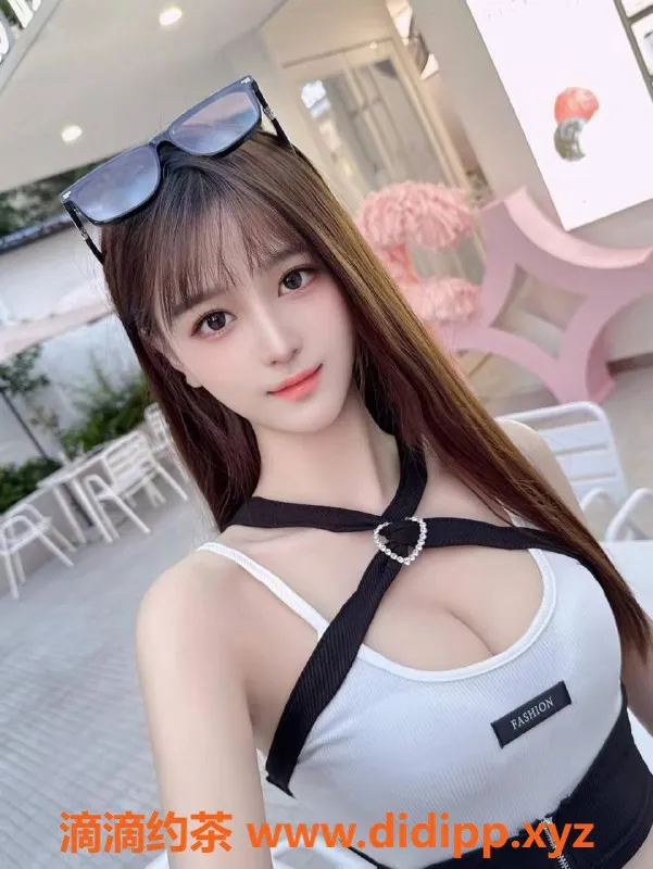 厦门楼凤-厦门思明区苏然车模，颜值超高，172身高