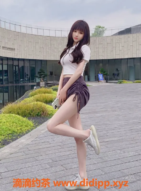 杭州楼凤资源信息,重庆兔子🐰牙，165cm肤白貌美，D胸承欢，1288起