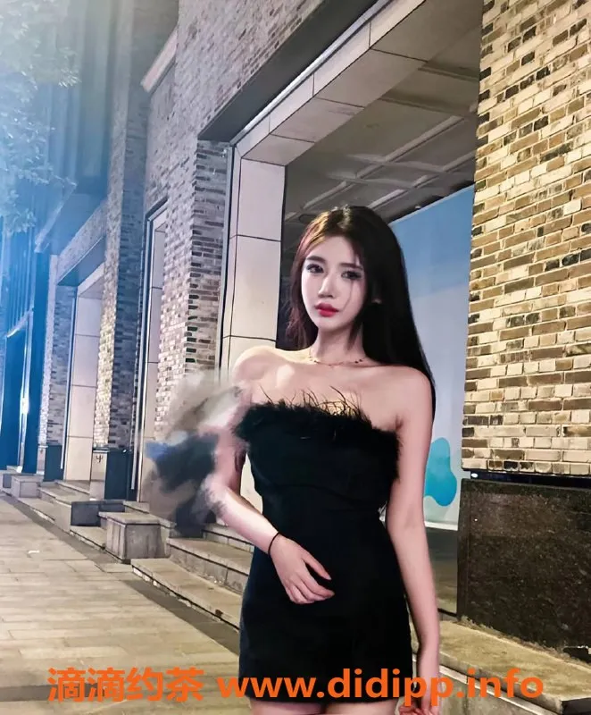 杭州楼凤-拱墅区嫩妹柒柒，17岁，1500左右