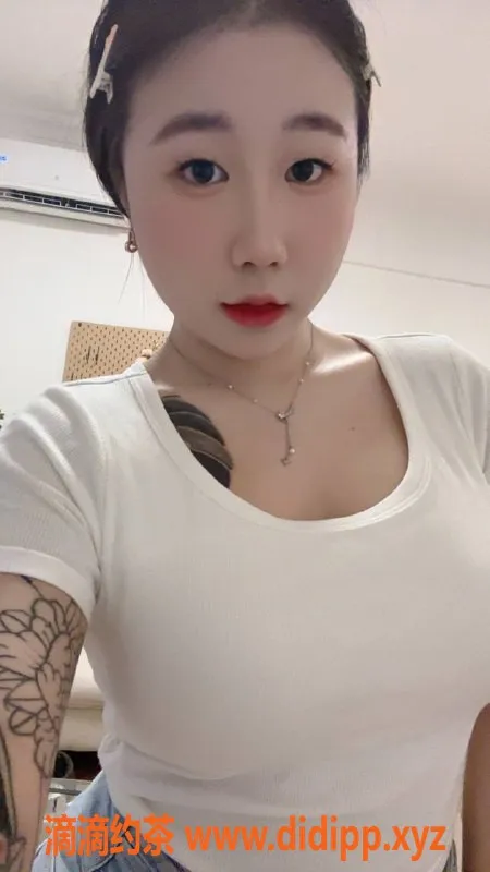 广州楼凤-天河嫩妹小奶子，价格700，诚心约哦！