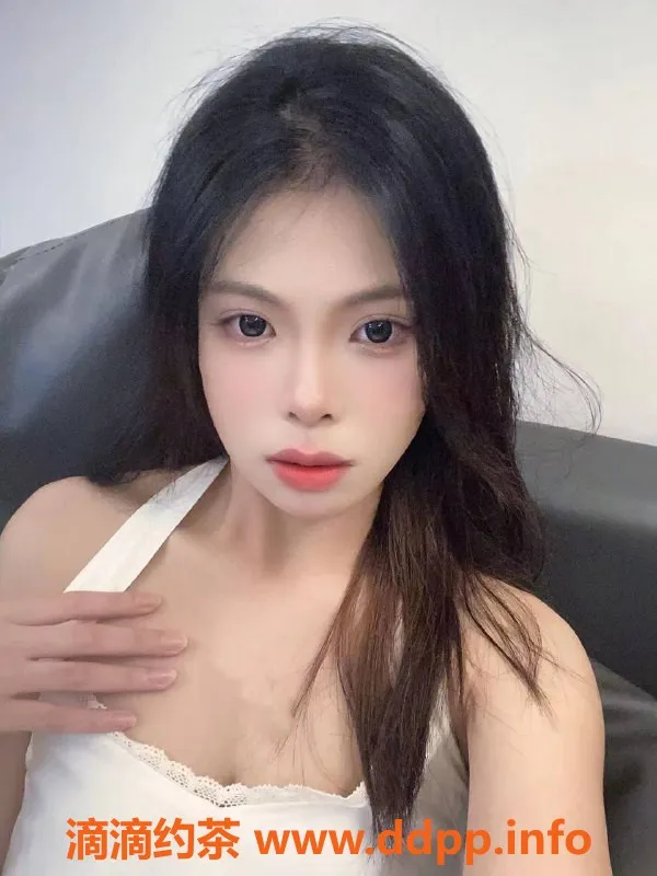 深圳楼凤-深圳龙岗晓倩：21岁165C，900元起的优质服务