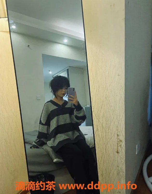 成都楼凤-成都小米粥17岁萝莉身材，700元超值服务