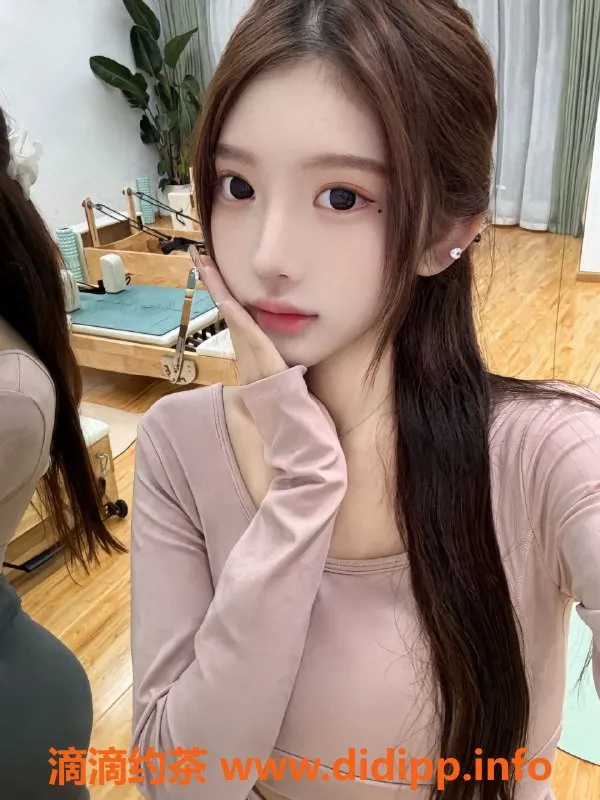 杭州楼凤-菲菲（21岁，167cm，46kg）专业多项服务，价格合理