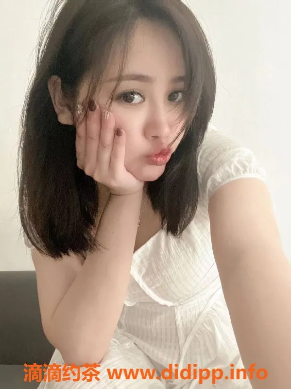 广州楼凤-白云静静，身材火辣，课费600p起