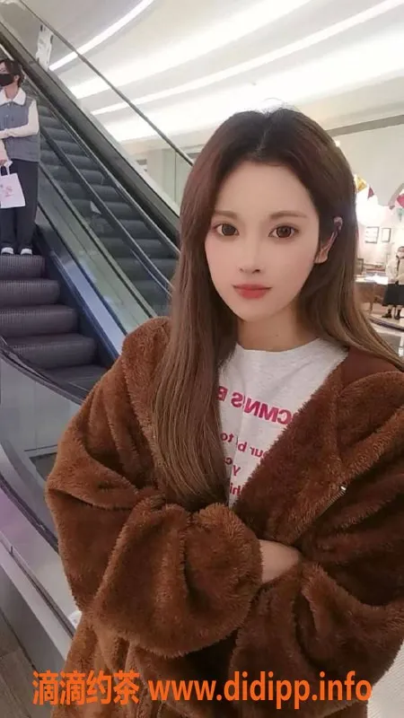 深圳楼凤-福田依依，嫩妹口碑千元档，私聊了解