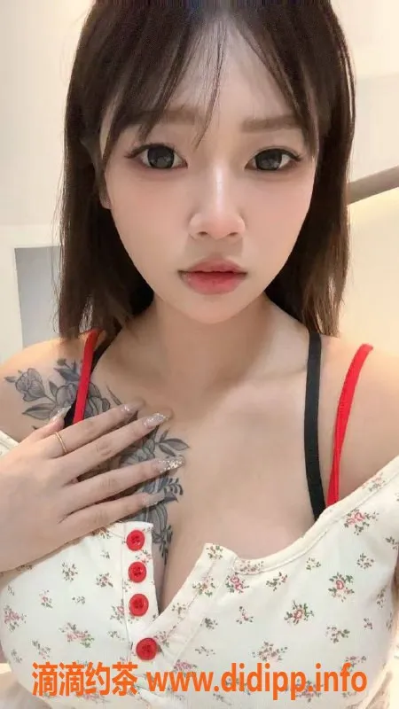 广州楼凤资源信息,越秀甜甜，爆乳美眉700元约会体验