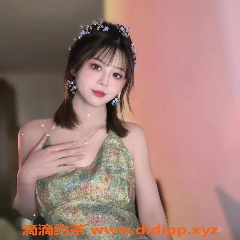 杭州楼凤-小白兔 172cm巨乳尤物 900元起享沉浸服务