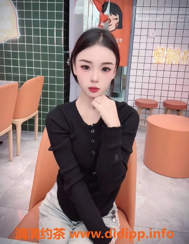 杭州楼凤-余杭李知恩，适中身材视频认证，服务优