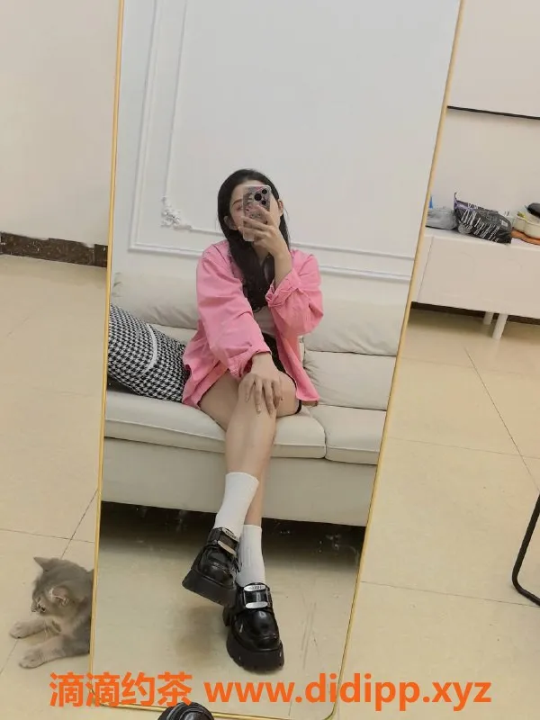 广州楼凤资源信息,天河嫩妹小七，中越混血，超值600/1