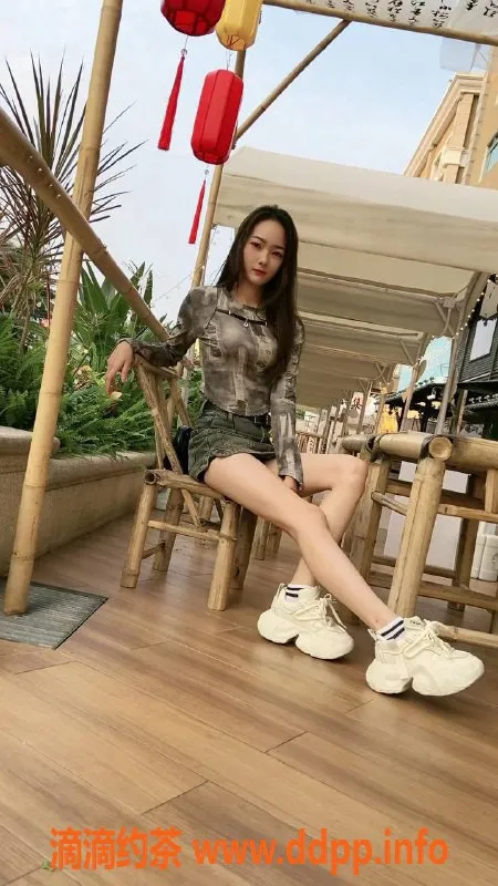 广州楼凤-天河嫩妹佳琪，700元体验绝佳服务