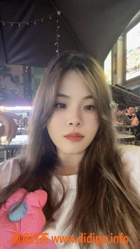 深圳楼凤-罗湖乐乐，163cm C罩杯，消费500元