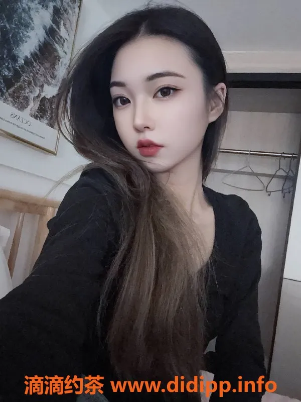 杭州上门服务-上城区馨儿18岁，颜值超高，1200元起上门