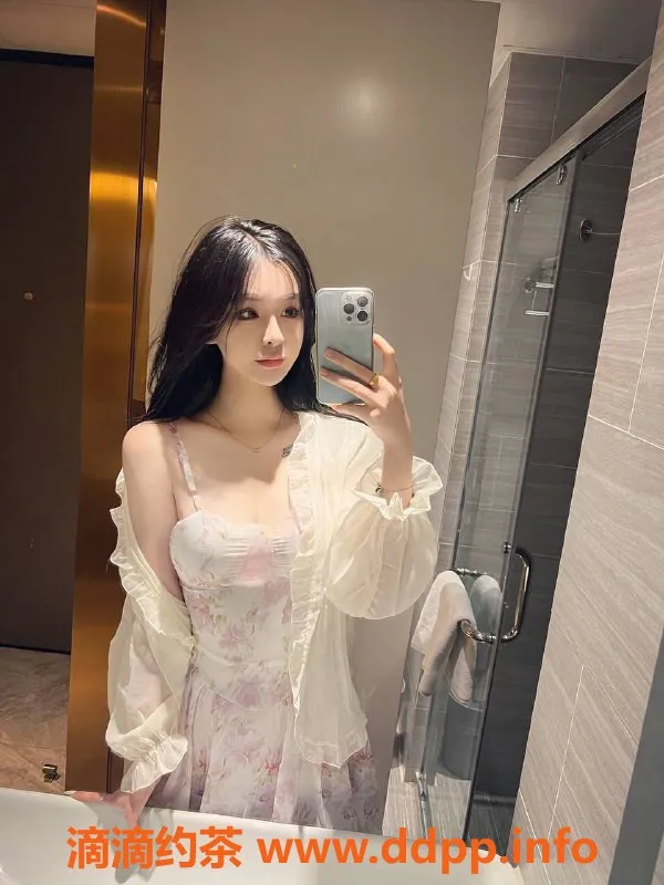 深圳楼凤-深圳南山长腿美女诗子，1300起，享舌吻服务！