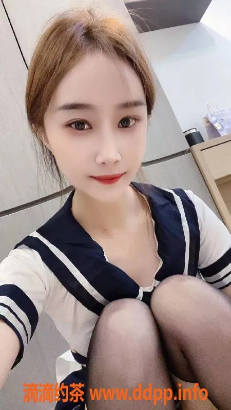 深圳楼凤资源信息,龙岗慧慧，700元起，提供多种服务