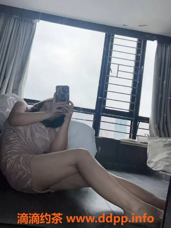 深圳楼凤-深圳福田云云，22岁165高，价格600起