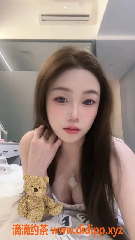 深圳楼凤资源信息,宝安果儿老师，700元口爆、舌吻服务等你来体验！