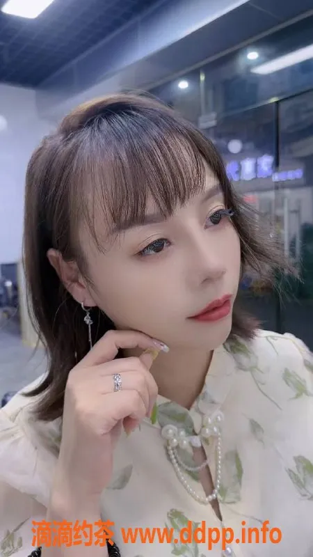 北京楼凤-朝阳立水桥熟女妈妈，160身高38C，1500元服务