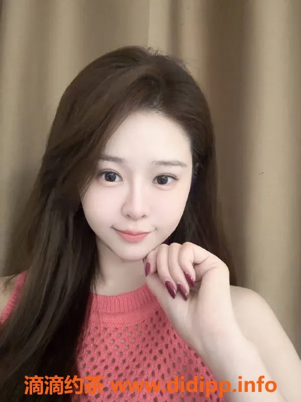 深圳楼凤资源信息,南山兔宝，1200元起舌吻制服服务