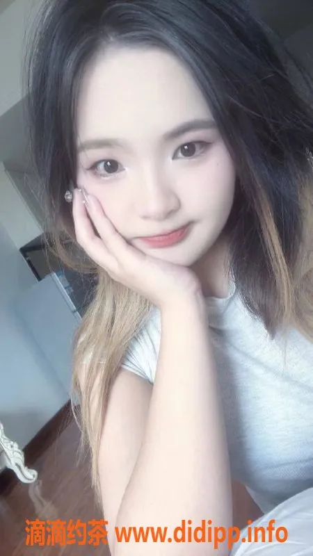 广州楼凤资源信息,黄埔嫩妹旦旦，600元服务，靠谱验证！