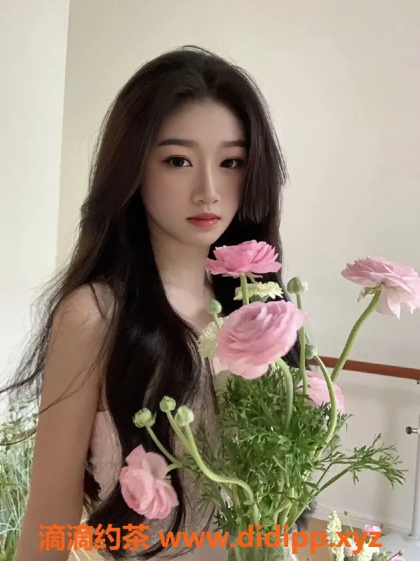 上海楼凤-静安柚子，171长腿白肤，1598元开玩！