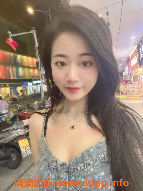 深圳楼凤资源信息,龙岗萌萌，161cm B罩杯，800元起服务！