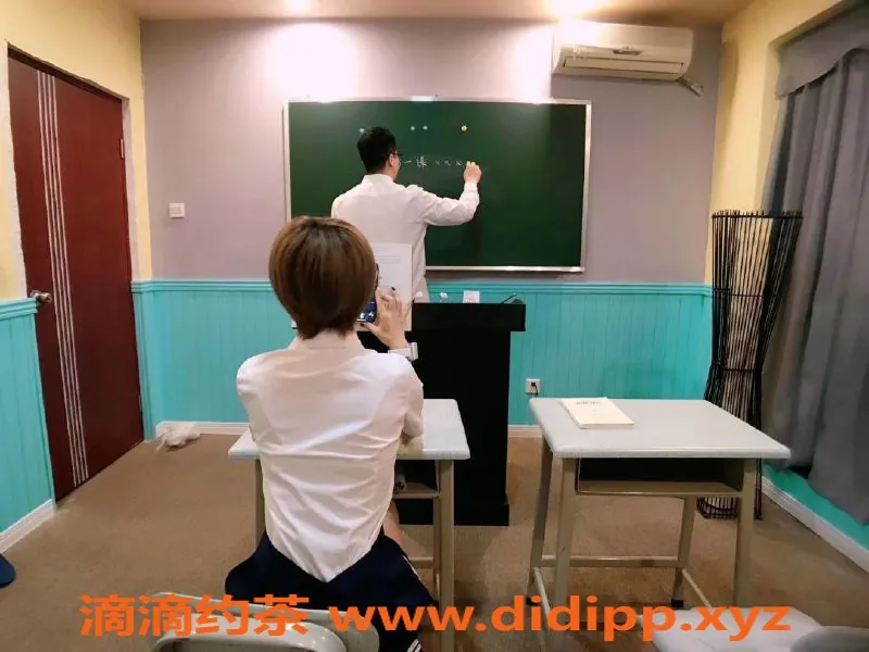 深圳楼凤-极品花魁雪铜雀，超高颜值情景Spa