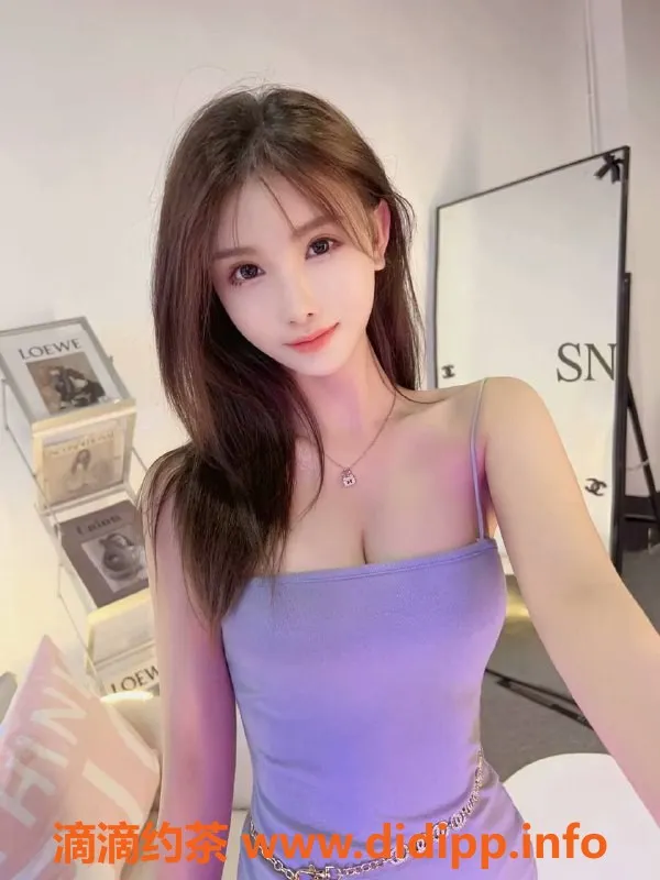 杭州楼凤-杭州网红林允儿，24岁165cm，服务全面