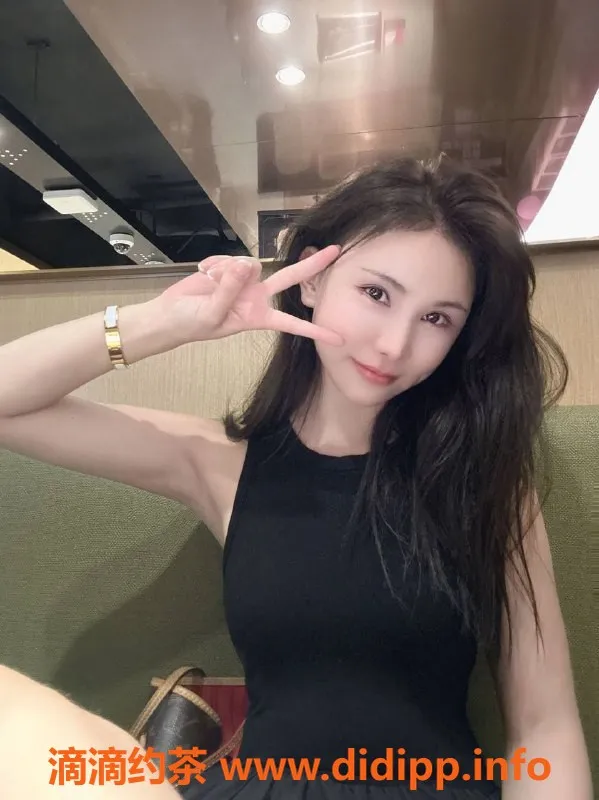 杭州楼凤-杭州网红林允儿，24岁165cm，服务全面