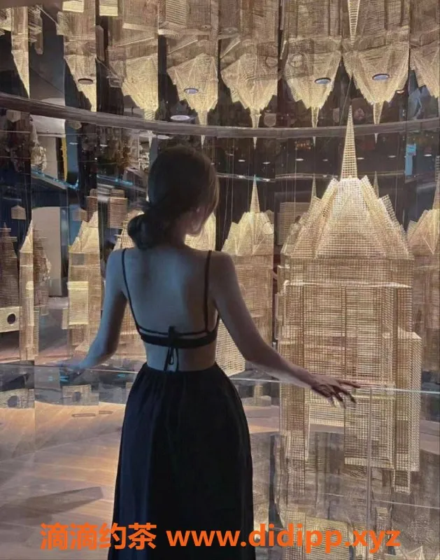 杭州楼凤-下沙小米，身高166，价格8p 15pp，C罩杯服务