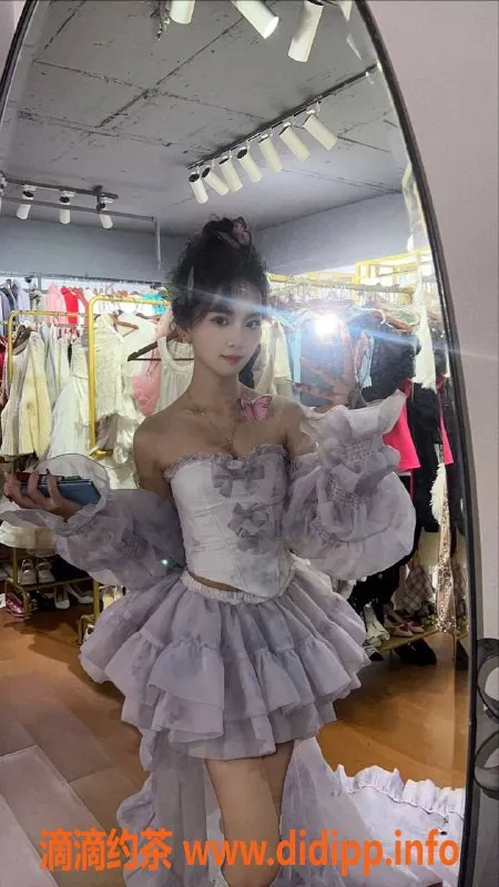 深圳楼凤资源信息,宝安苏苏（艺名）：制服按摩，1388起，大师级体验