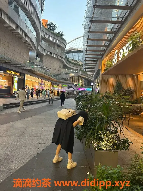 深圳楼凤-深圳南山甜酒，162高43轻，999元服务等你体验！