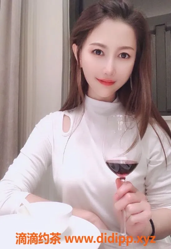 上海楼凤-静安乔伊，身高168，价格800P服务超棒