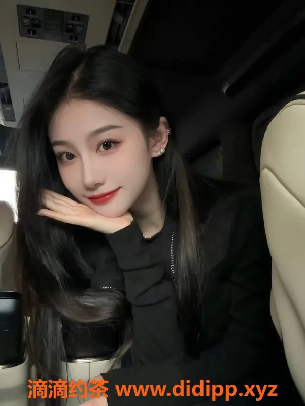 深圳楼凤-深圳龙华小漫，170cm长腿美女，1300元起